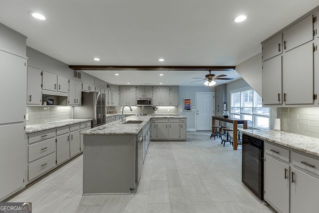 5984 Dolvin Lane, Buford, GA 30518