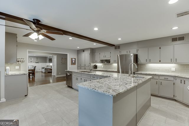 5984 Dolvin Lane, Buford, GA 30518