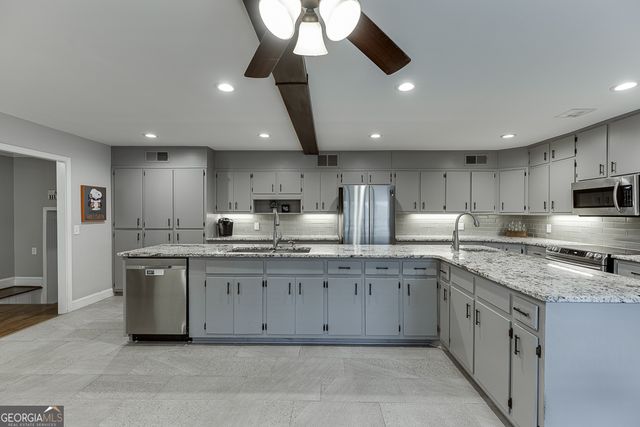 5984 Dolvin Lane, Buford, GA 30518