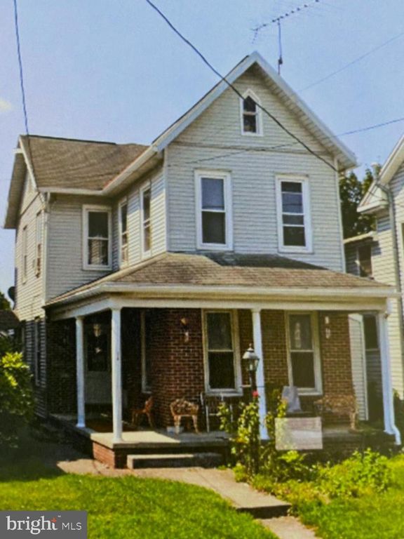 362 HIGH ST, Hanover, PA 17331