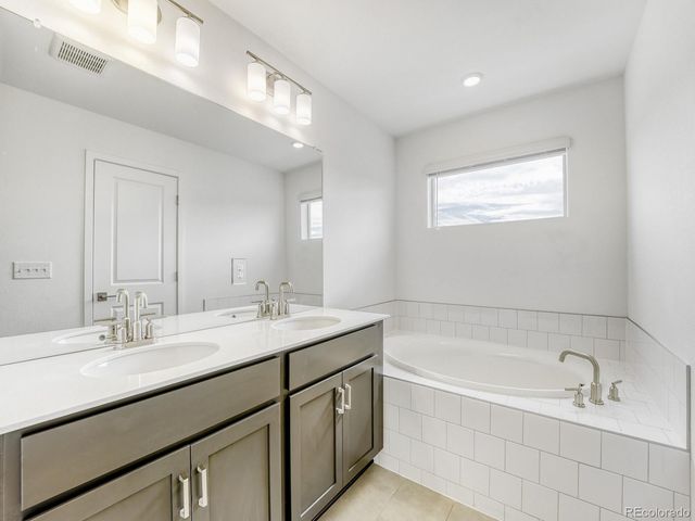 27693 E 1st Place, Aurora, CO 80018