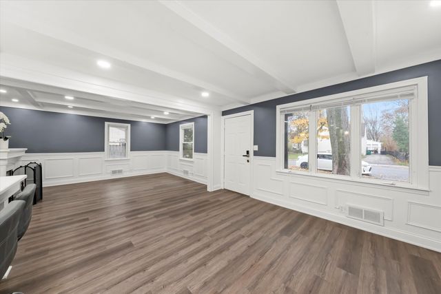 1317 Waverly Place, Joliet, IL 60435