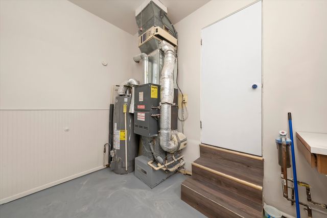 1317 Waverly Place, Joliet, IL 60435