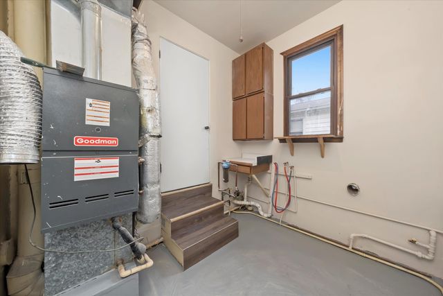 1317 Waverly Place, Joliet, IL 60435