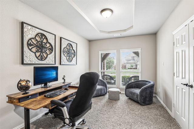 1325 Desert Barrel Drive, Fort Worth, TX 76177