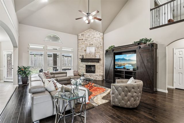 1325 Desert Barrel Drive, Fort Worth, TX 76177
