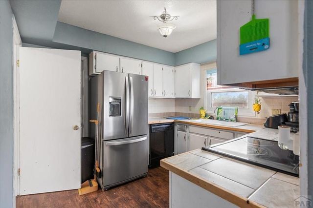 73 E Abarr Dr, Pueblo West, CO 81007