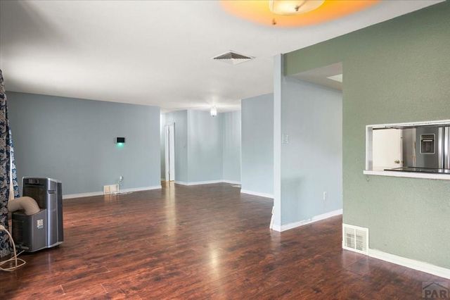 73 E Abarr Dr, Pueblo West, CO 81007