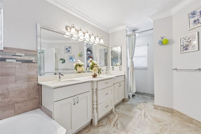 17211 SW 12th Street, Pembroke Pines, FL 33029