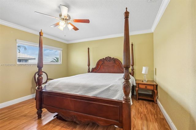 17211 SW 12th Street, Pembroke Pines, FL 33029