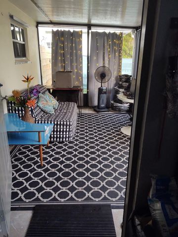 905 NE 5th Street, Pompano Beach, FL 33060