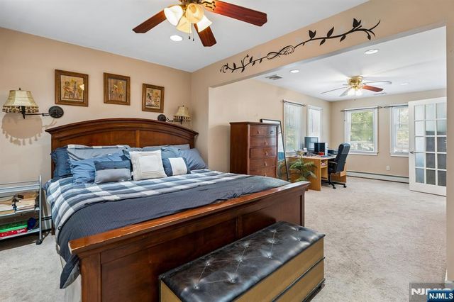 14 Chestnut Terrace, Bloomfield, NJ 07003