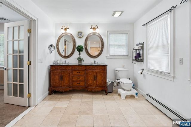 14 Chestnut Terrace, Bloomfield, NJ 07003