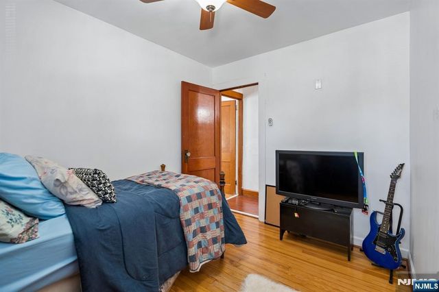 14 Chestnut Terrace, Bloomfield, NJ 07003