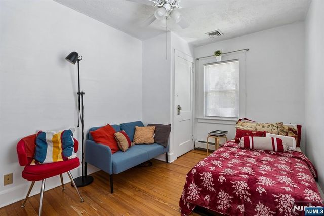 14 Chestnut Terrace, Bloomfield, NJ 07003