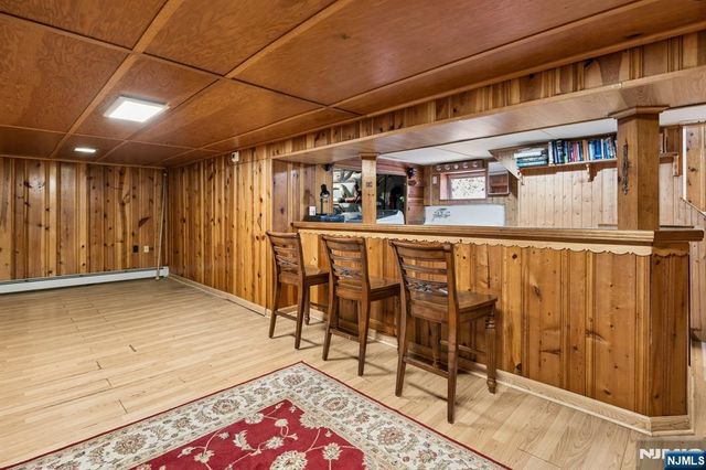14 Chestnut Terrace, Bloomfield, NJ 07003