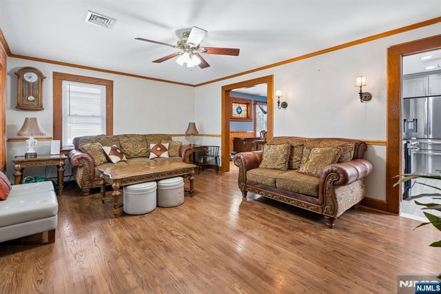 14 Chestnut Terrace, Bloomfield, NJ 07003