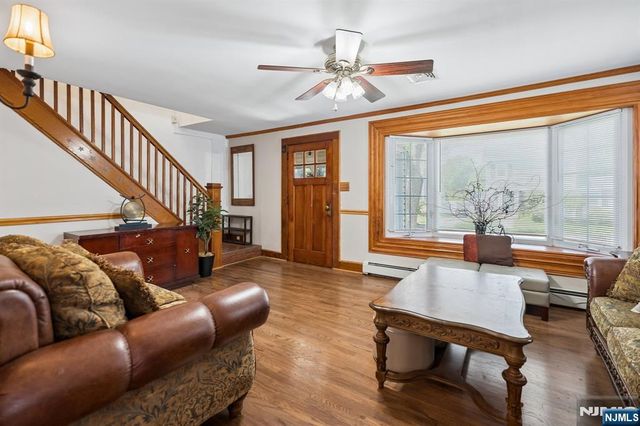 14 Chestnut Terrace, Bloomfield, NJ 07003