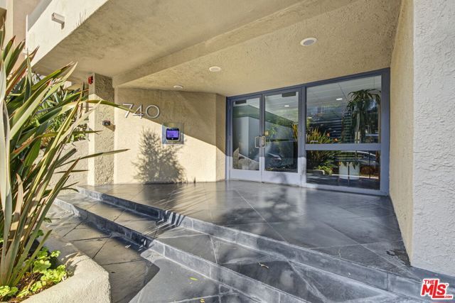 740 N Kings Road 314, West Hollywood, CA 90069