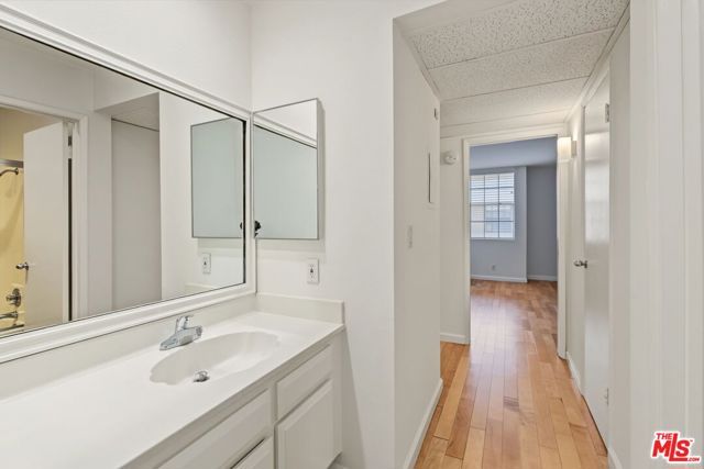740 N Kings Road 314, West Hollywood, CA 90069