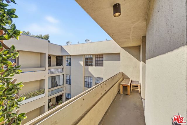 740 N Kings Road 314, West Hollywood, CA 90069