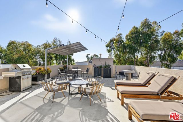 740 N Kings Road 314, West Hollywood, CA 90069