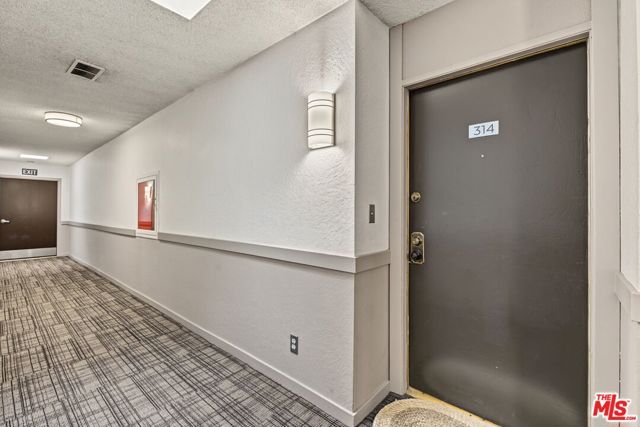 740 N Kings Road 314, West Hollywood, CA 90069