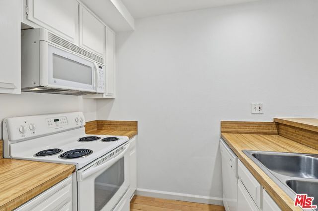 740 N Kings Road 314, West Hollywood, CA 90069