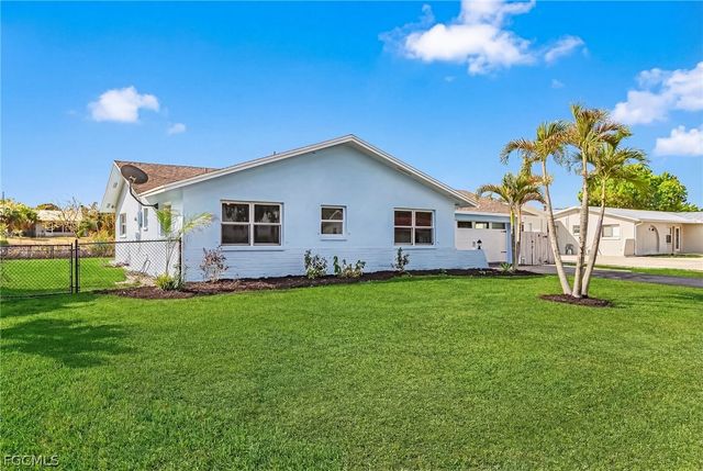 12513 River RD, Fort Myers, FL 33905