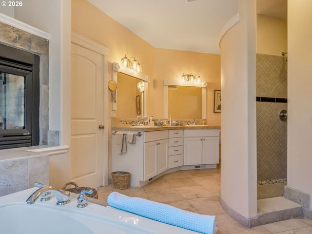 2537 PINE RIDGE Dr, Gearhart, OR 97138