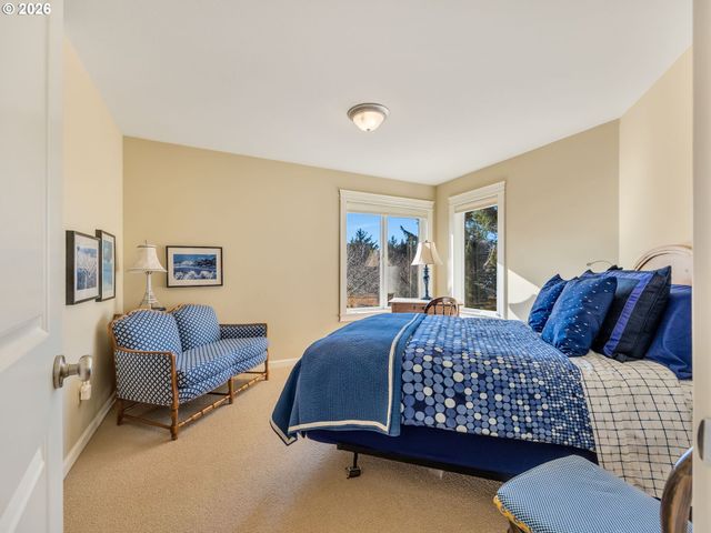 2537 PINE RIDGE Dr, Gearhart, OR 97138