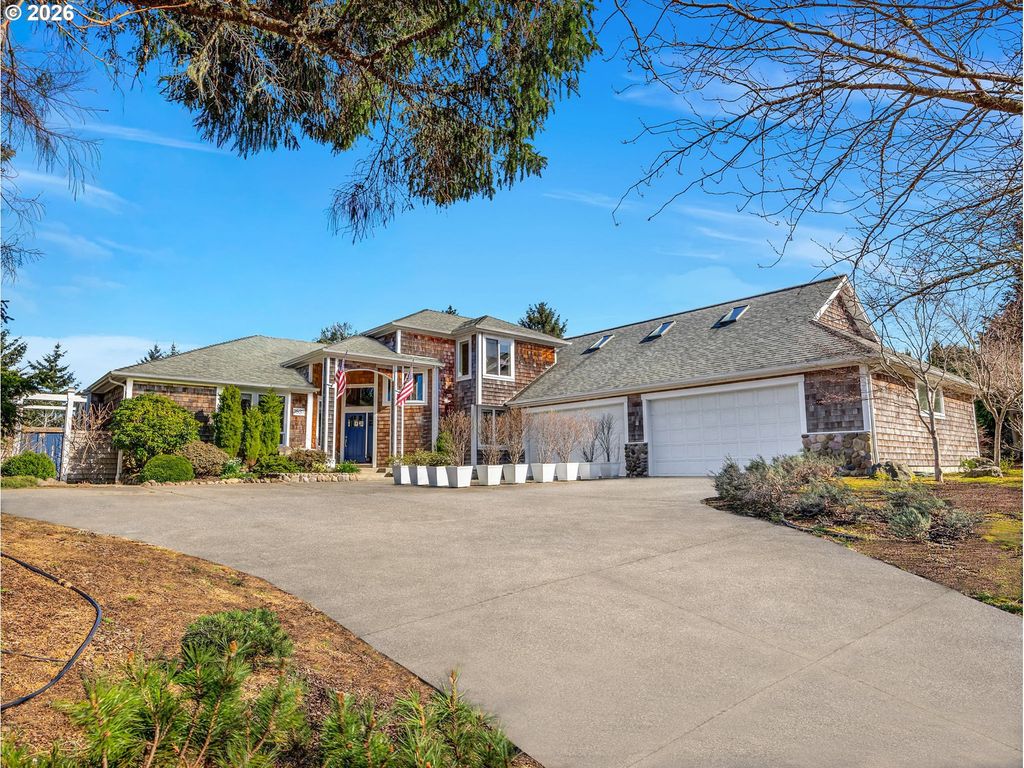 2537 PINE RIDGE Dr, Gearhart, OR 97138