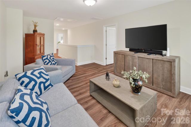 3881 Center Place Drive, Harrisburg, NC 28075