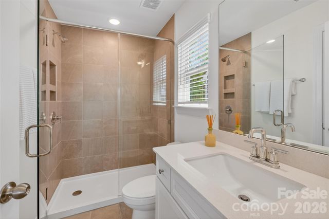 3881 Center Place Drive, Harrisburg, NC 28075