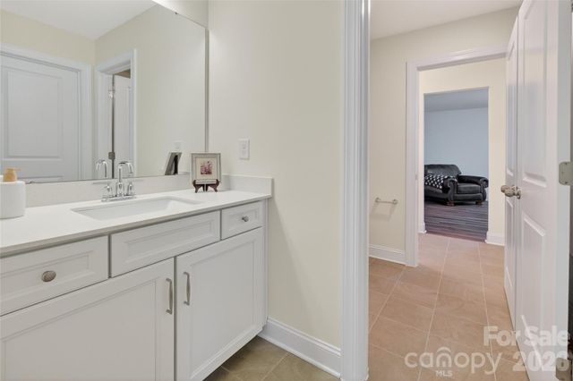 3881 Center Place Drive, Harrisburg, NC 28075