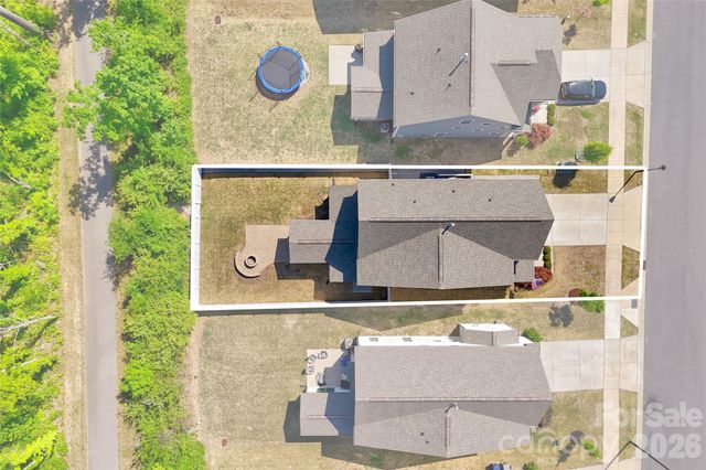 3881 Center Place Drive, Harrisburg, NC 28075