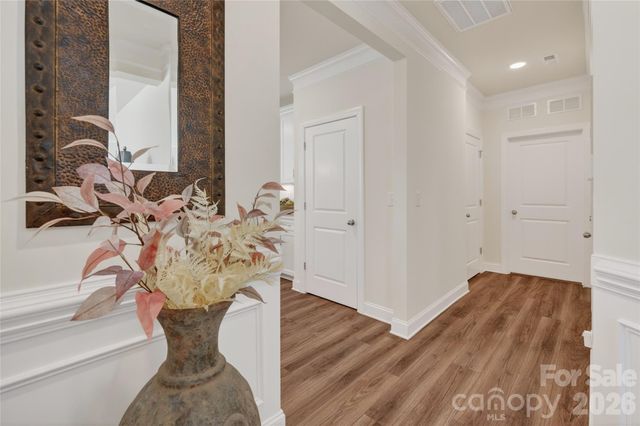 3881 Center Place Drive, Harrisburg, NC 28075