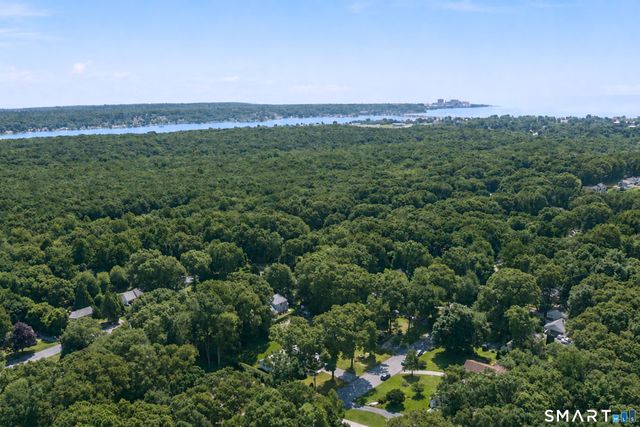 11 South Ridge Road, East Lyme, CT 06357