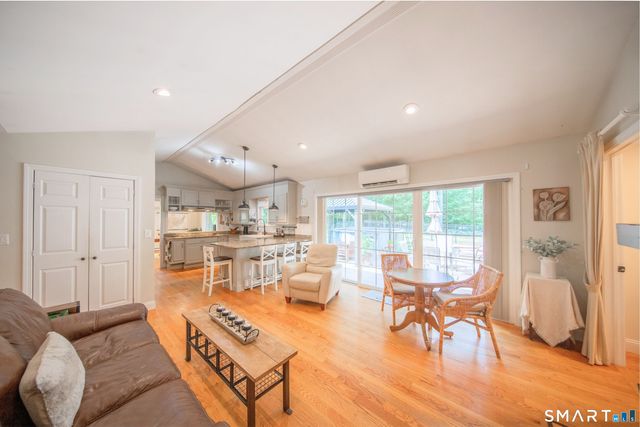 11 South Ridge Road, East Lyme, CT 06357