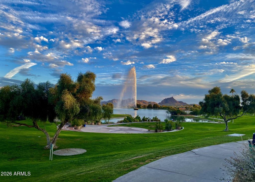 16805 E EL LAGO Boulevard 202, Fountain Hills, AZ 85268 — photo 2