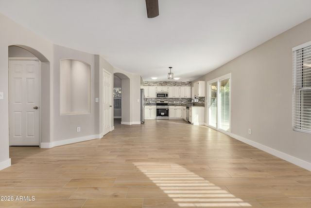 1836 N STAPLEY Drive 45, Mesa, AZ 85203