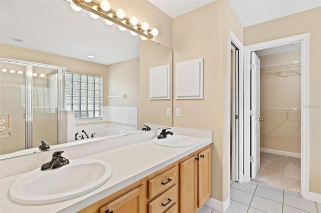 1803 OTTERS POND ROAD, Fruitland Park, FL 34731