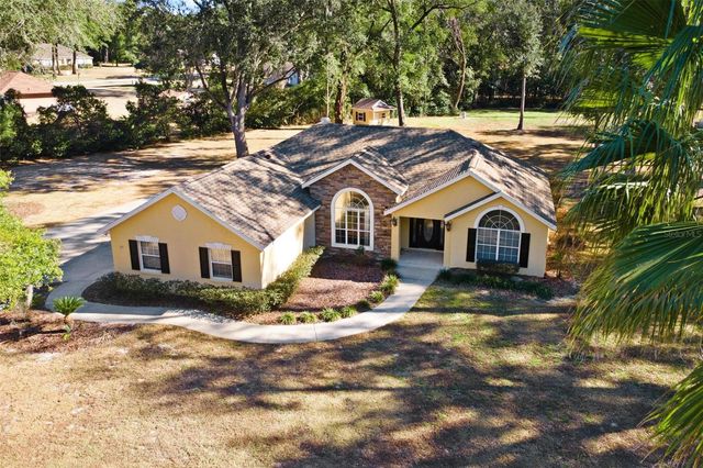 1803 OTTERS POND ROAD, Fruitland Park, FL 34731