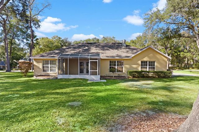 1803 OTTERS POND ROAD, Fruitland Park, FL 34731