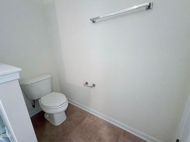 8 Duck Pond Court, Durham, NC 27703