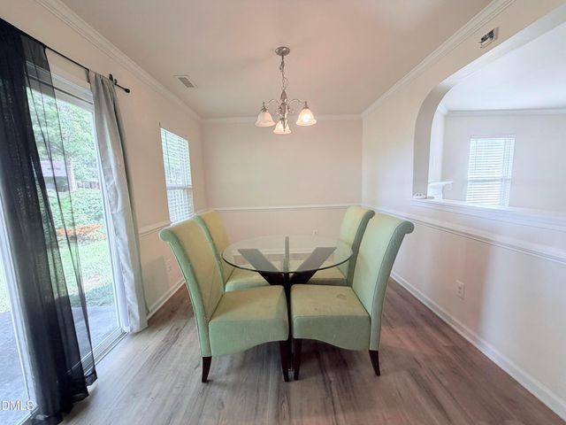 8 Duck Pond Court, Durham, NC 27703