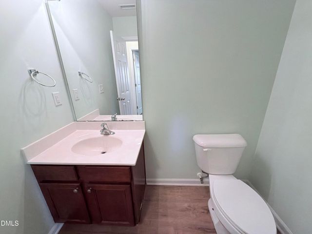 8 Duck Pond Court, Durham, NC 27703