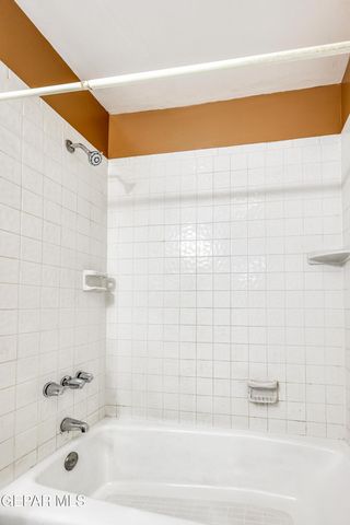5821 VANGUARD Court, El Paso, TX 79924