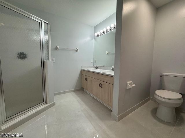 4649 Santiago LN, Bonita Springs, FL 34134