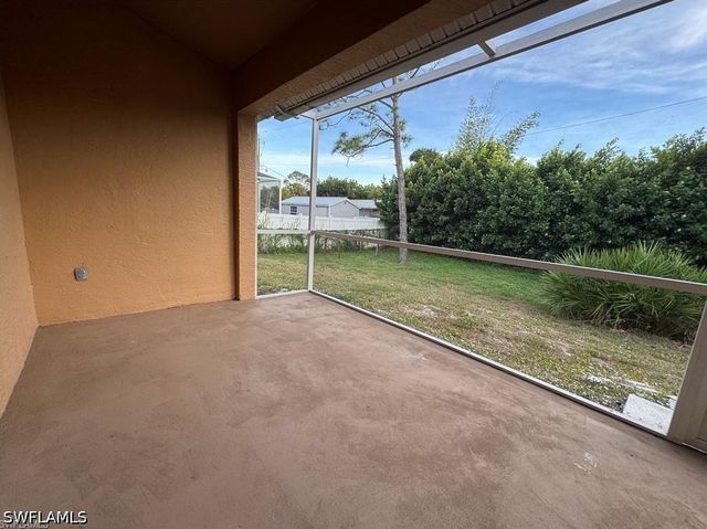 4649 Santiago LN, Bonita Springs, FL 34134
